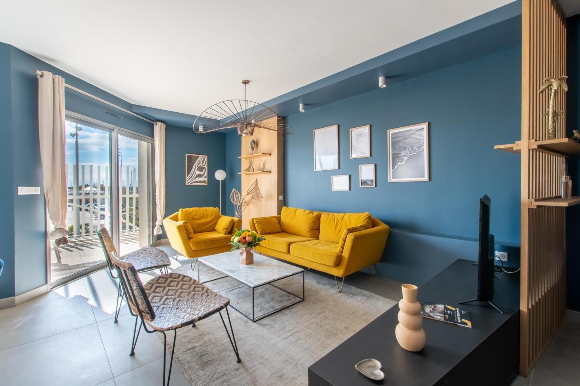 Luxury Mind Vue Exceptionnelle Pied Dans L'Eau Parkings Prives 2 Places Climatisation Hyper Centre Logement D'Exception La Grande Motte Luaran gambar